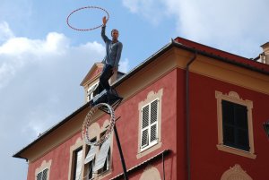 Κύπρος : Julot - Hula Hoopla! | Τσίρκο του Δρόμου