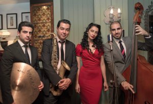 Κύπρος : Mood Indigo