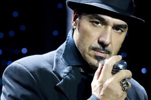 Cyprus : Notis Sfakianakis