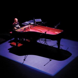 Cyprus : Stavros Gasparatos: Expanded Piano