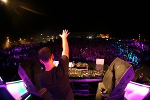 Cyprus : DJ maDJam