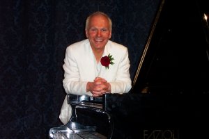 Κύπρος : Piano Classics με τον Phillip Dyson